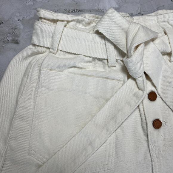 NWT BLANK NYC Twill Paperbag Shorts SIZE M Far Away White High Rise Belted NEW - Picture 7 of 13
